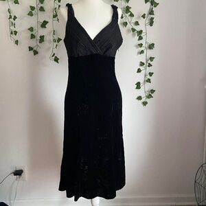Bandolino Black Velvet Sequin Chiffon Evening Dress Sz 14 Romantic Empire Waist